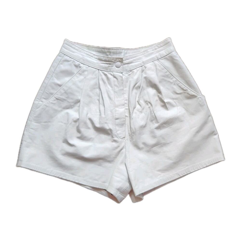 Vintage S&U Leather Fashions White Leather Mom Shorts High Waist 25” Waist